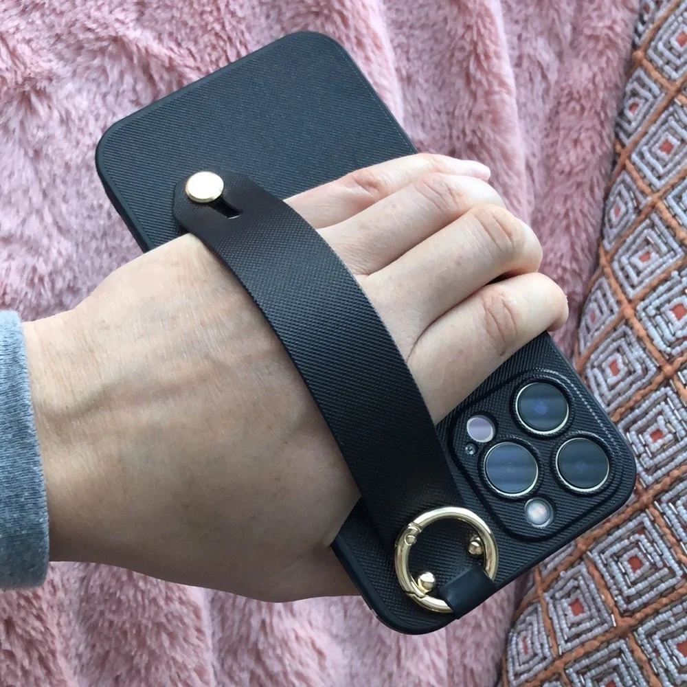For iPhone 14,14 plus,14 pro,14 pro max phone case with wrist strap kickstand